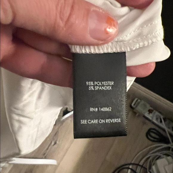 NWT. Torrid, size 2X, White Button Down Shirt - Picture 8 of 11